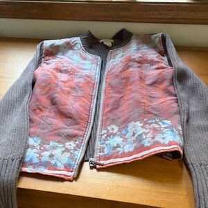 Sundance Gray Knit Jacket with Red Accents